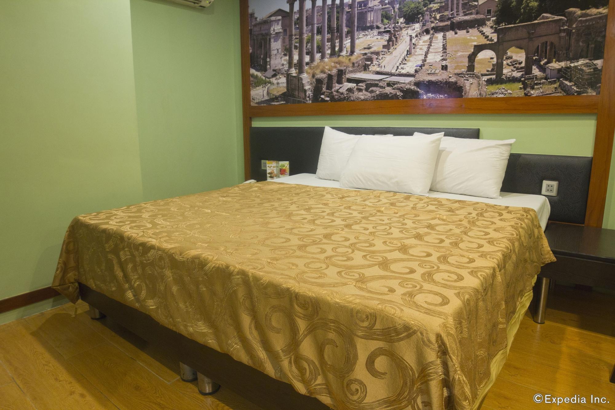 Eurotel North Edsa Quezon City Ngoại thất bức ảnh