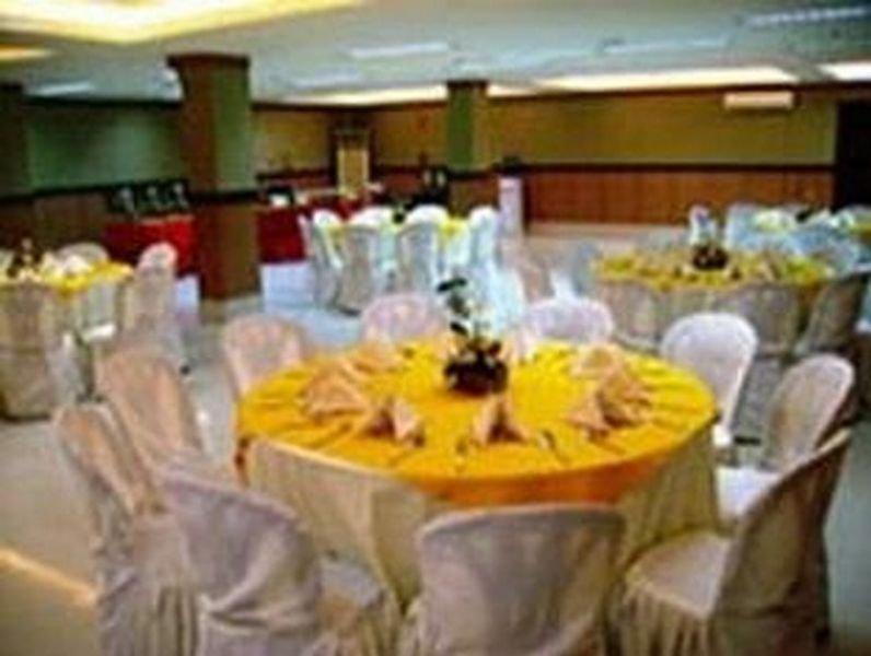 Eurotel North Edsa Quezon City Ngoại thất bức ảnh