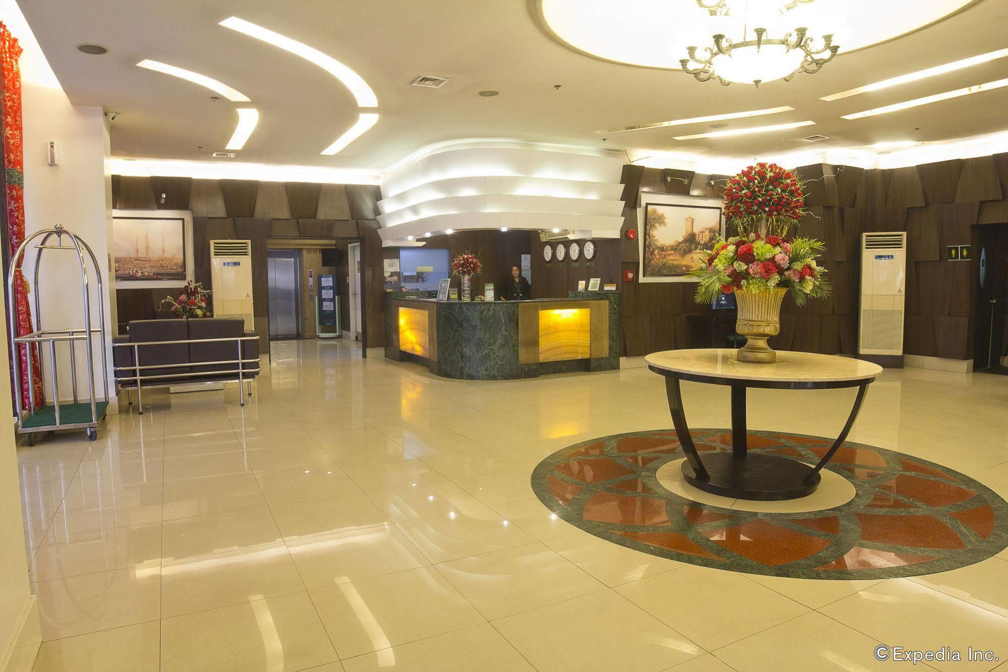 Eurotel North Edsa Quezon City Ngoại thất bức ảnh