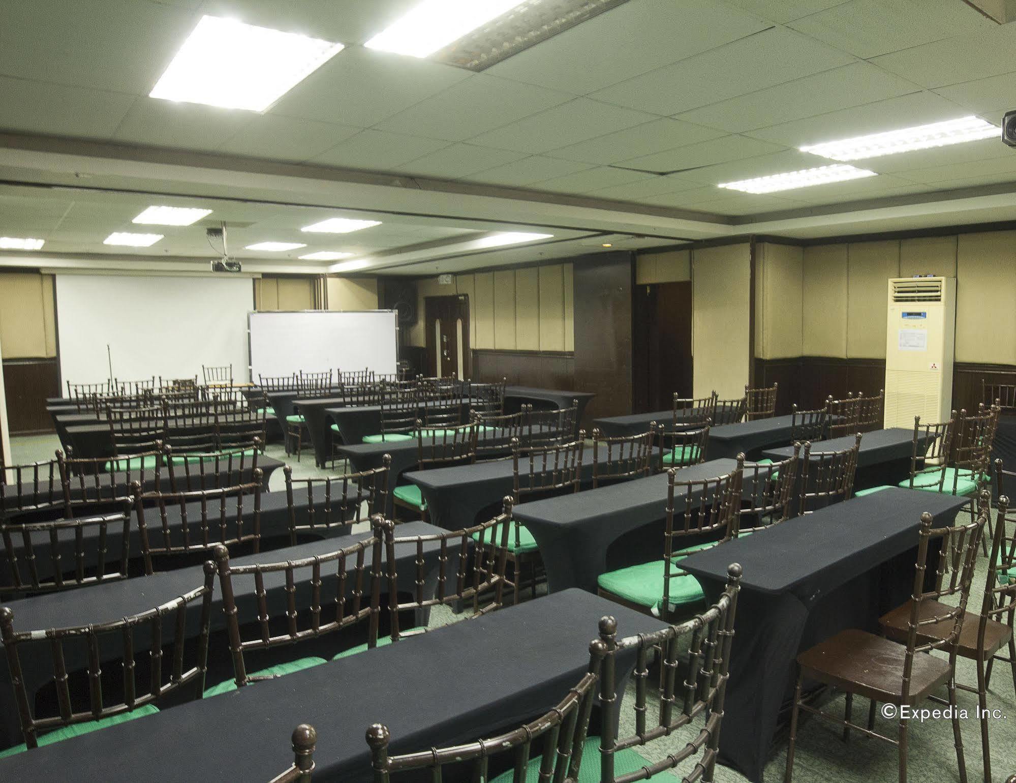 Eurotel North Edsa Quezon City Ngoại thất bức ảnh